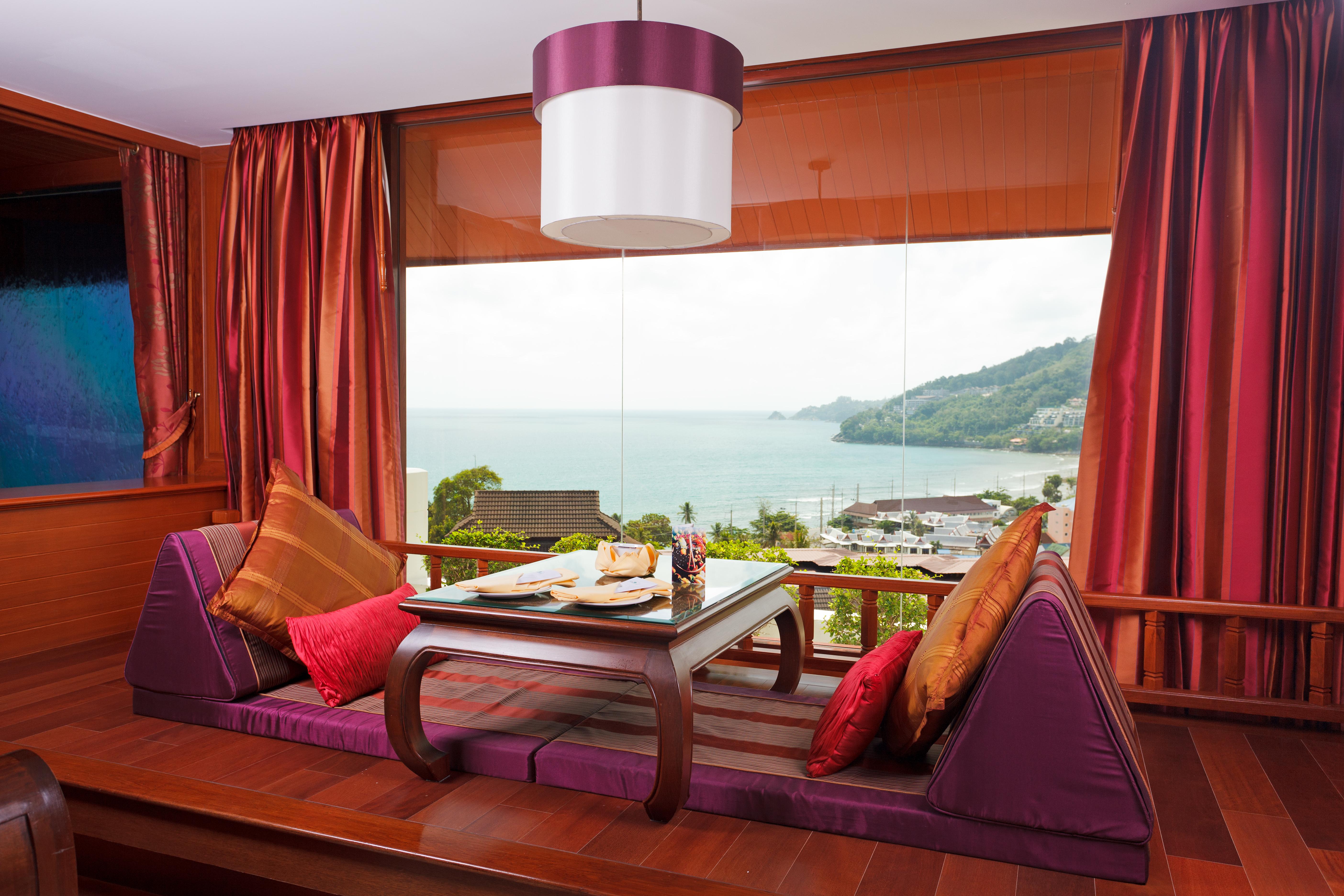 Diamond Cliff Resort & Spa, Patong Beach Exterior foto A room at the hotel
